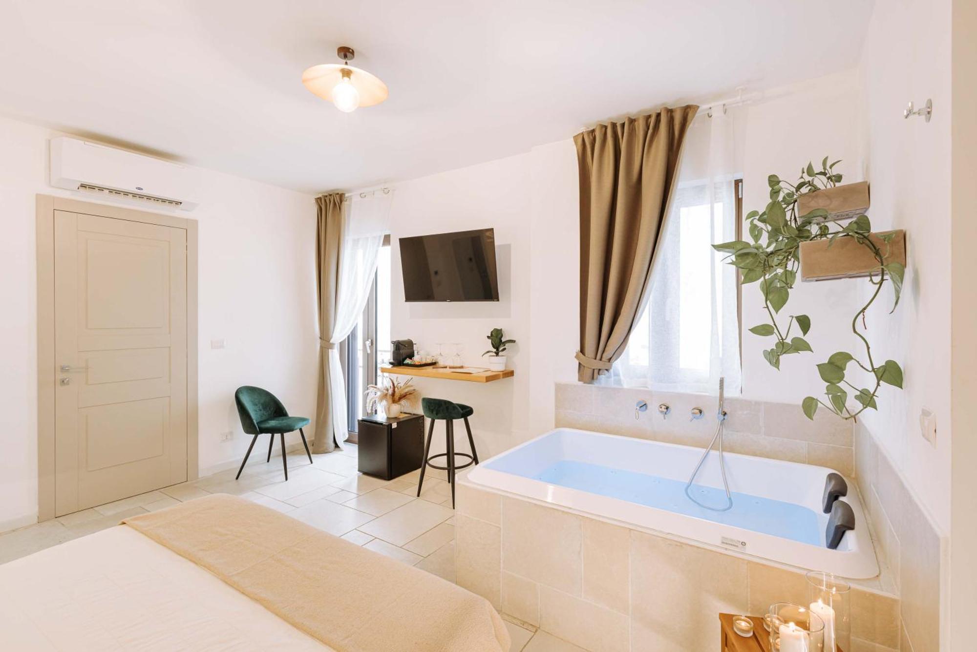 Dirium - Exclusive Rooms Monopoli Extérieur photo
