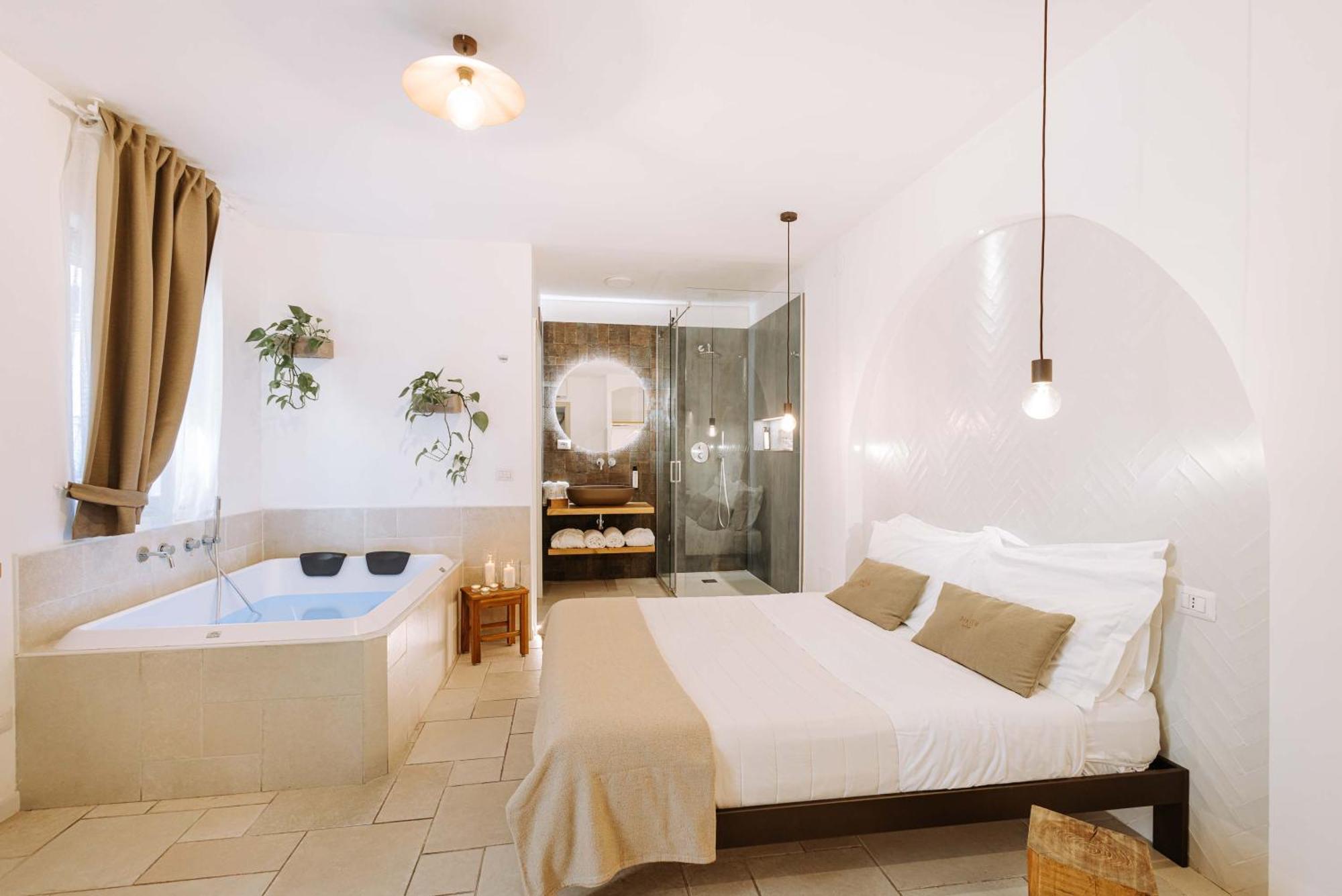 Dirium - Exclusive Rooms Monopoli Extérieur photo
