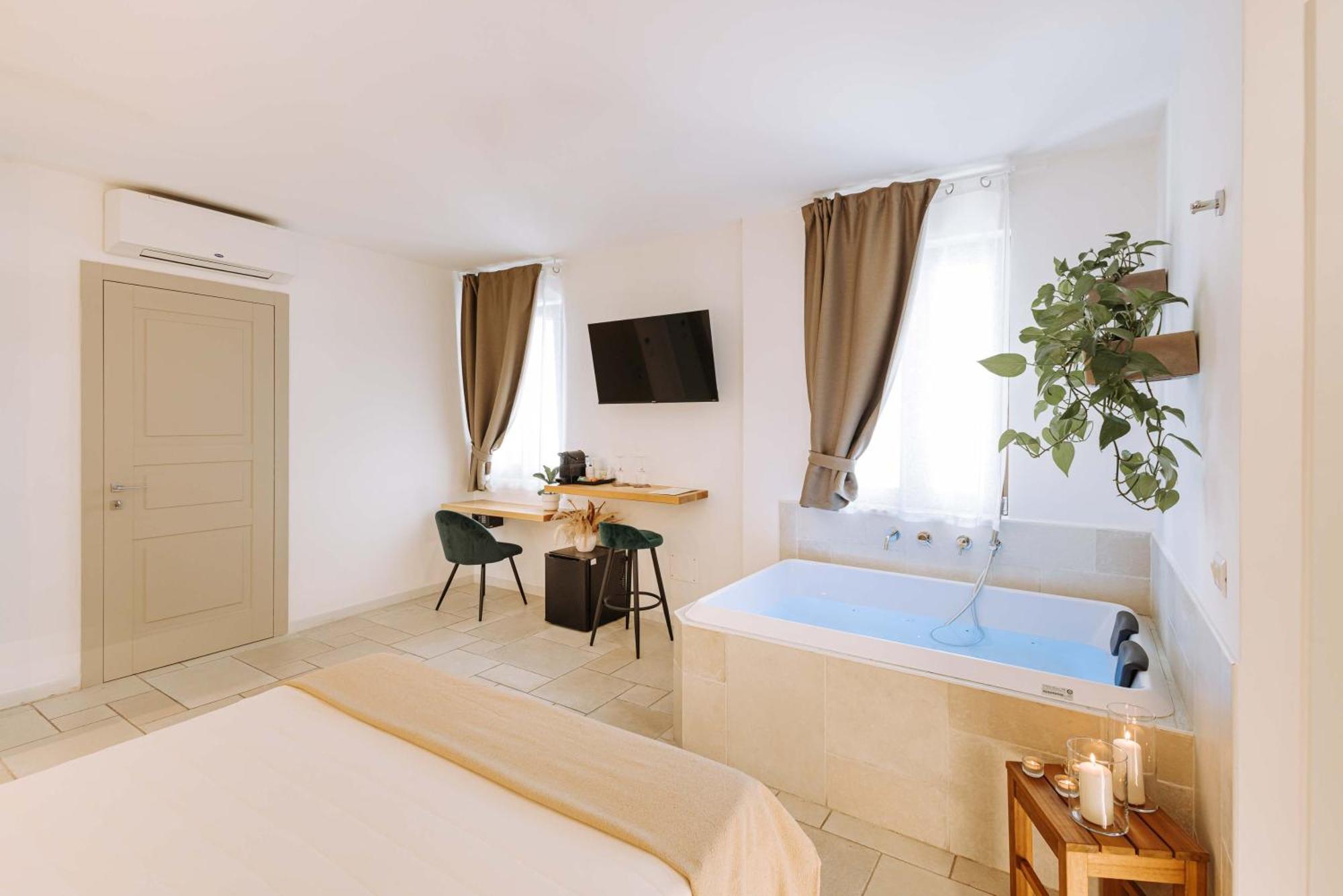 Dirium - Exclusive Rooms Monopoli Extérieur photo